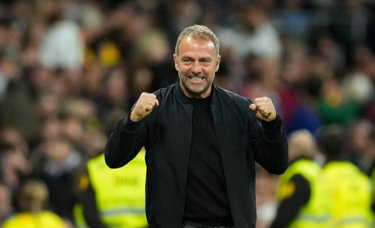 荣耀之巅！弗里克引领巴萨迈向全新辉煌时代