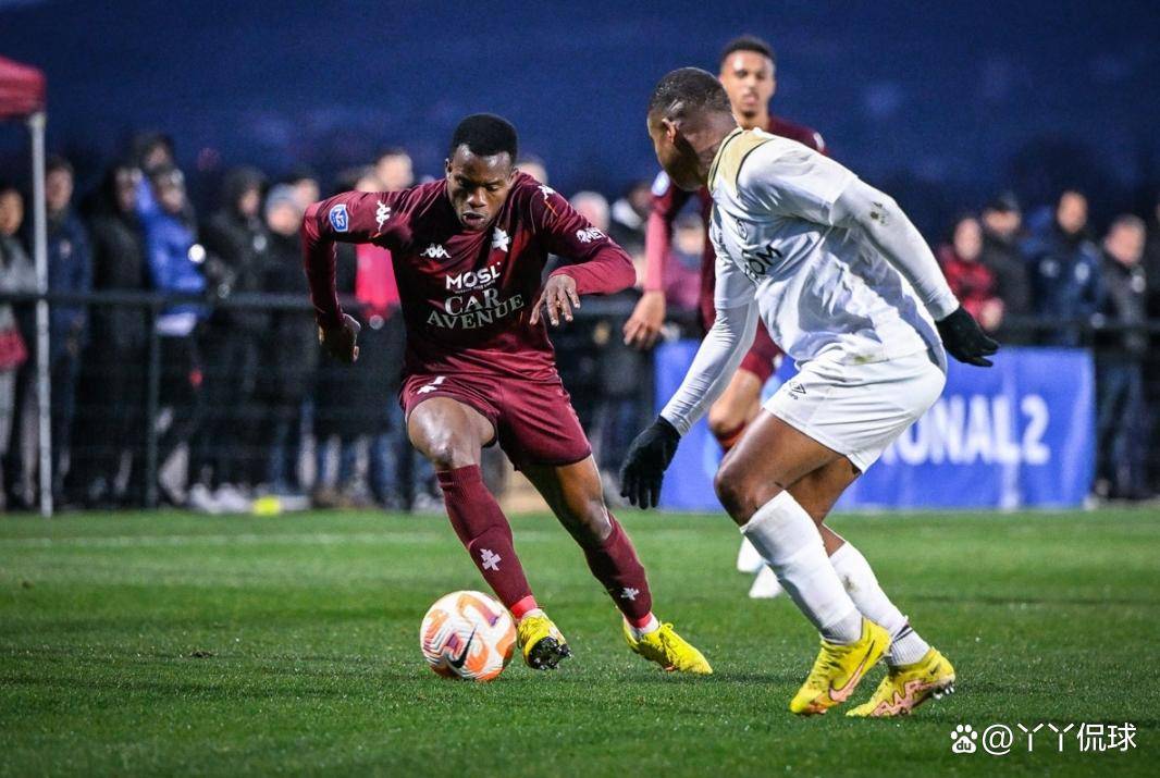 法甲保级关键战：兰斯能否逆转梅斯